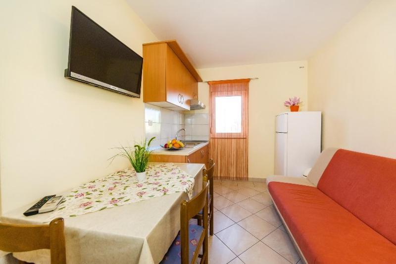 Apartment Nin - Vrsi At The Beach ภายนอก รูปภาพ